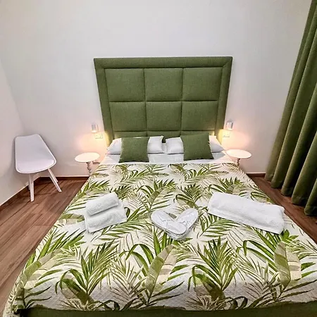 Il Faro Di Santa Lucia 4* Napoli