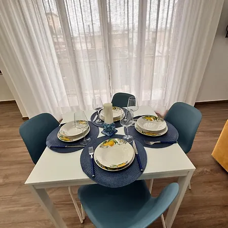 Il Faro Di Santa Lucia 4* Napoli